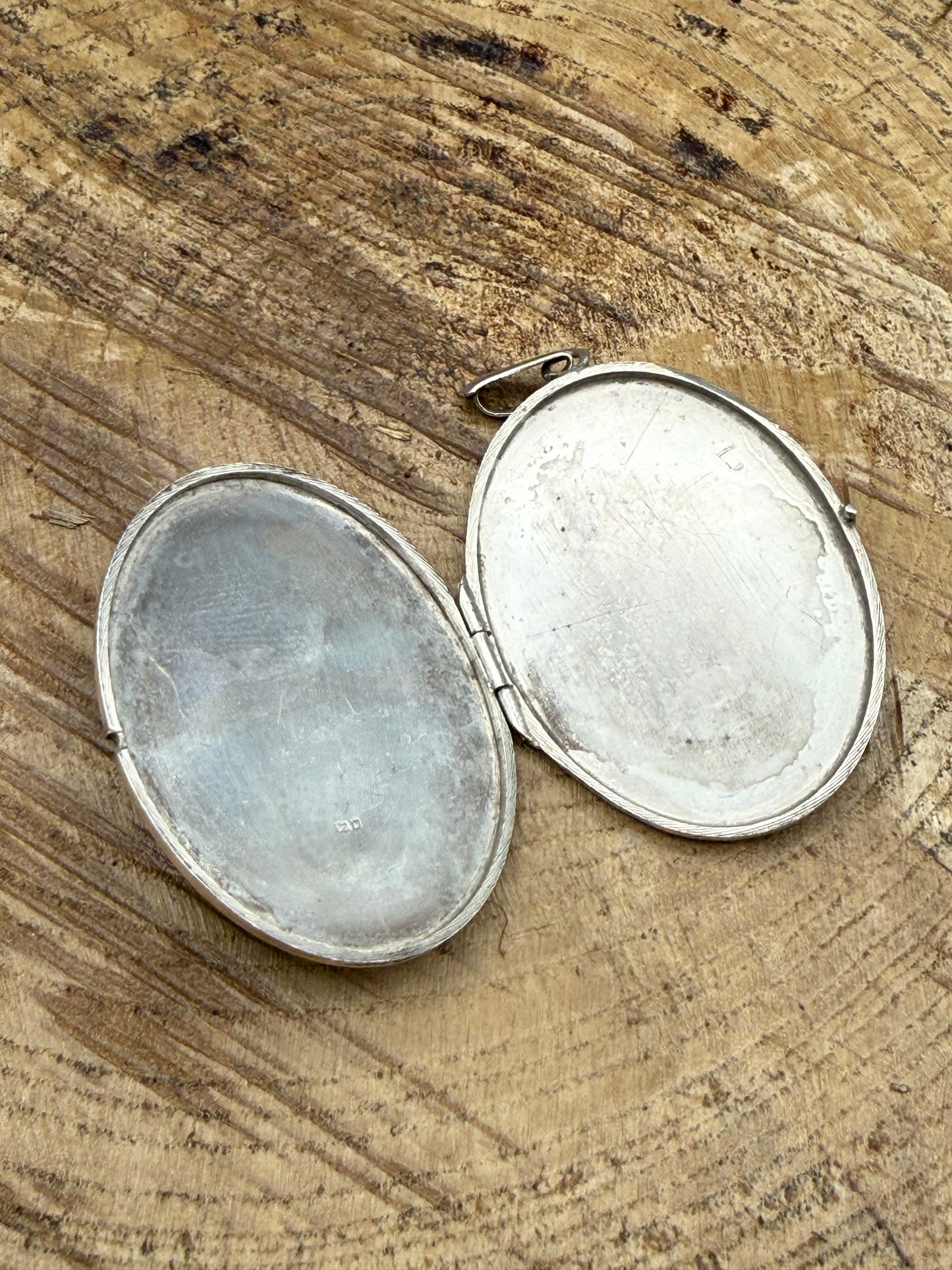 Vintage Sterling Silver Ornate Locket Pendant