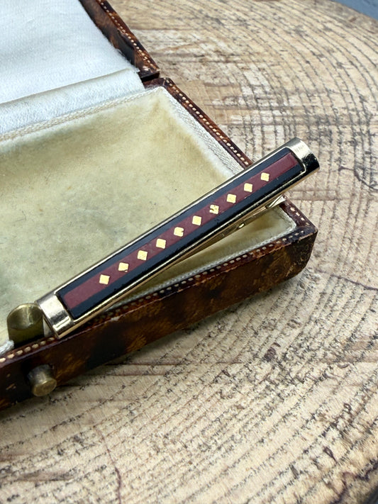 Vintage Stratton Gold Tone Tie Clip, Red & Black Pattern