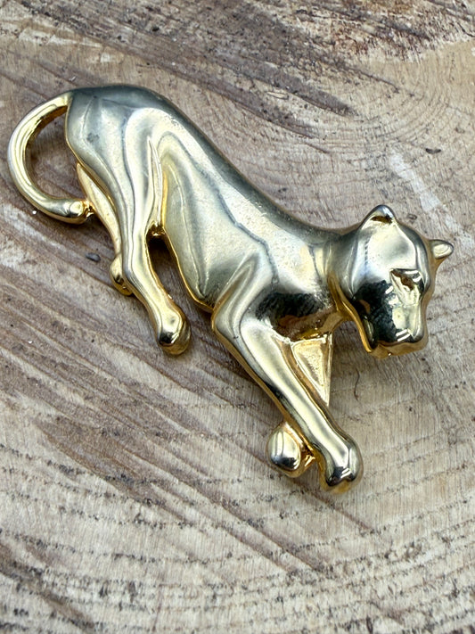 Vintage Resting Big Cat Brooch, Gold Tone