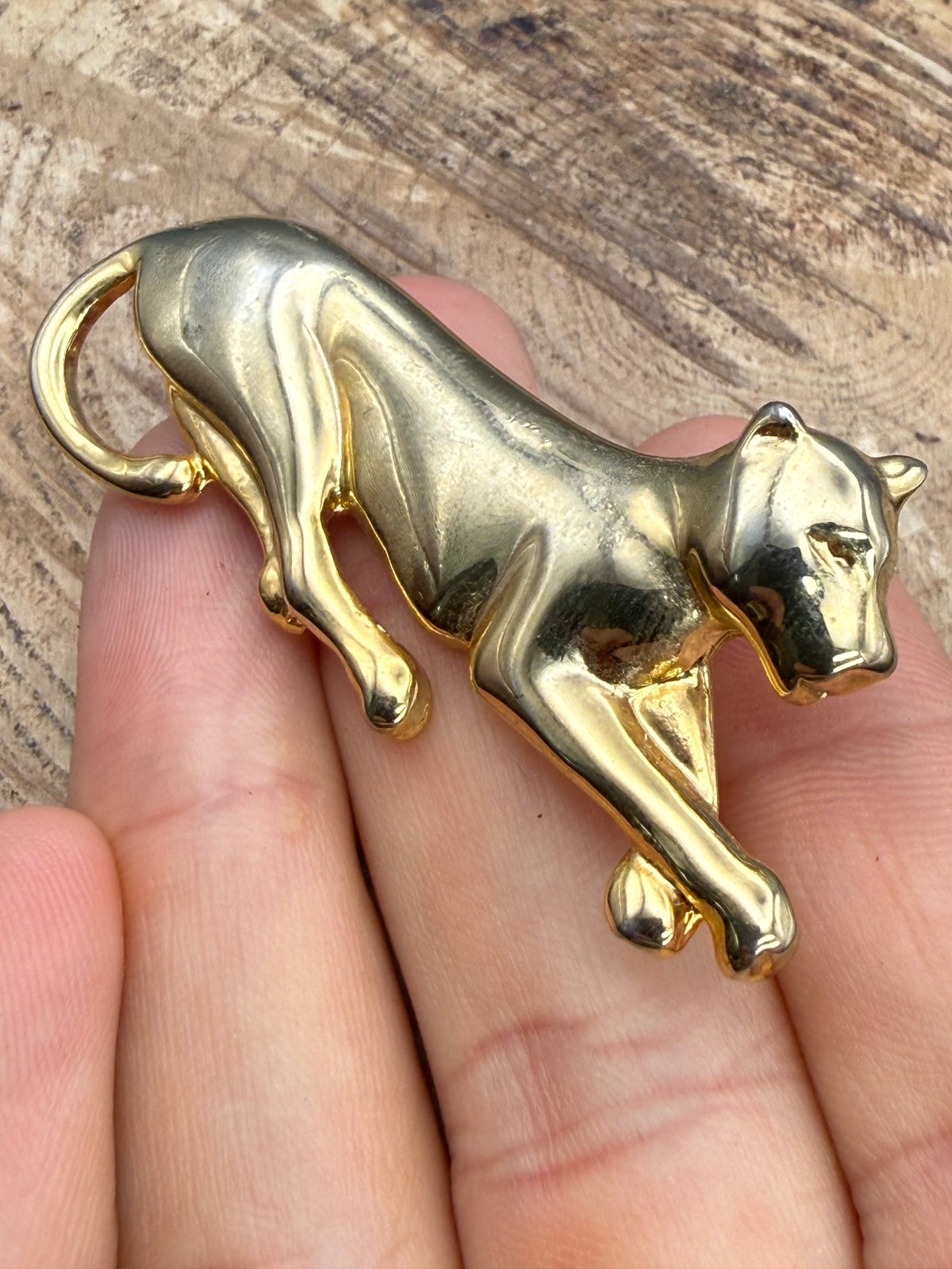 Vintage Resting Big Cat Brooch, Gold Tone