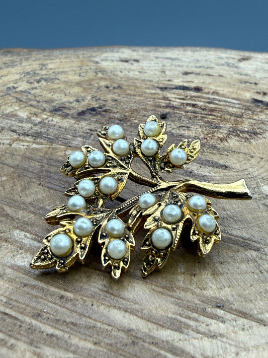 Vintage Oak Leaf Faux Pearl Brooch