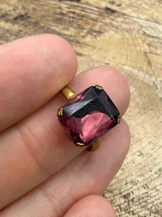 Vintage Faceted Purple Glass Cocktail Ring