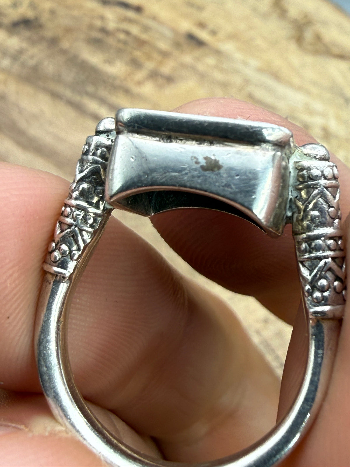 Vintage Balinese Style Silver Peridot Ring