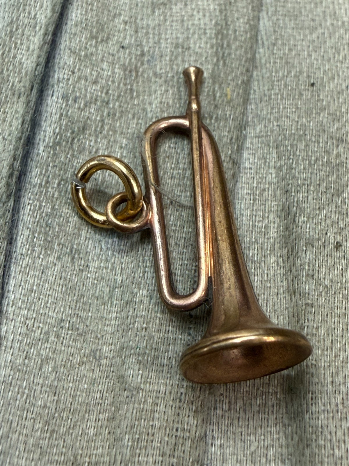 Antique Rolled Gold Bugle Pendant Musical Hunting Trumpet Charm Victorian