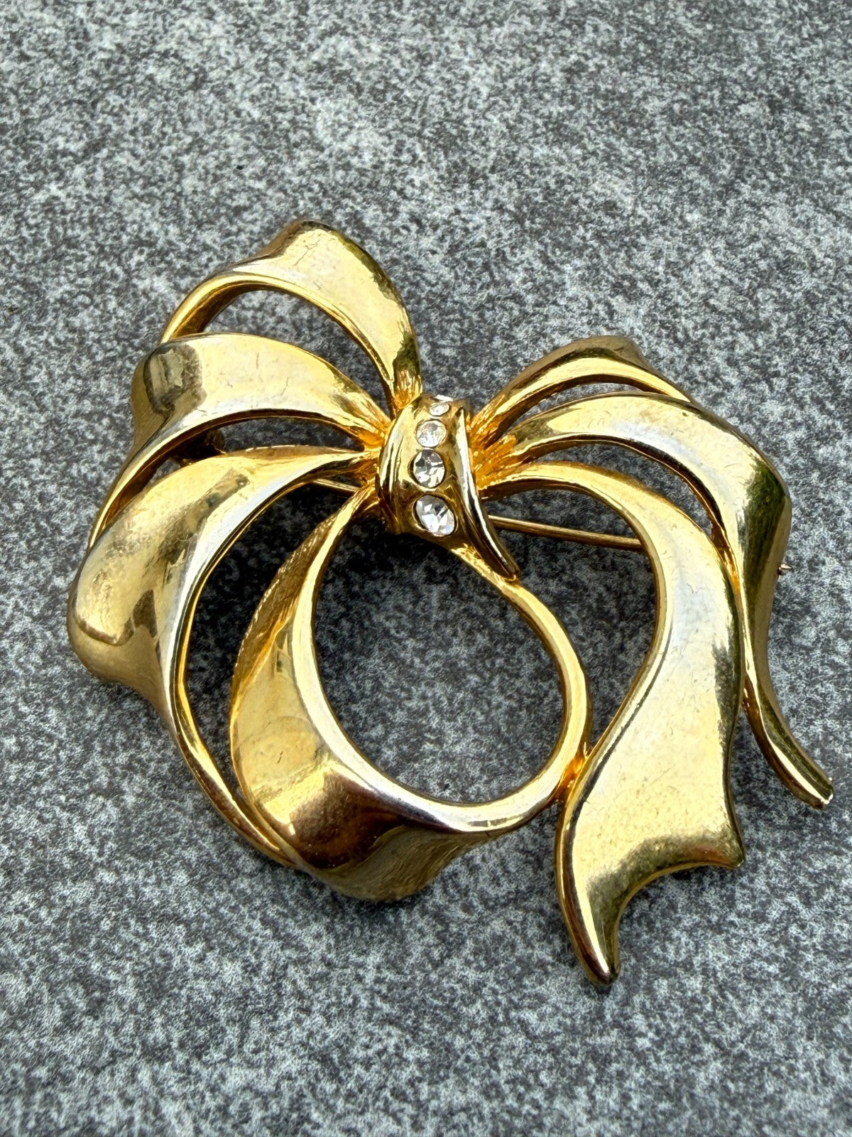 Vintage Bow Brooch Gold Tone Pin Ribbon Rhinestone Sparkly Shiny 20th Century