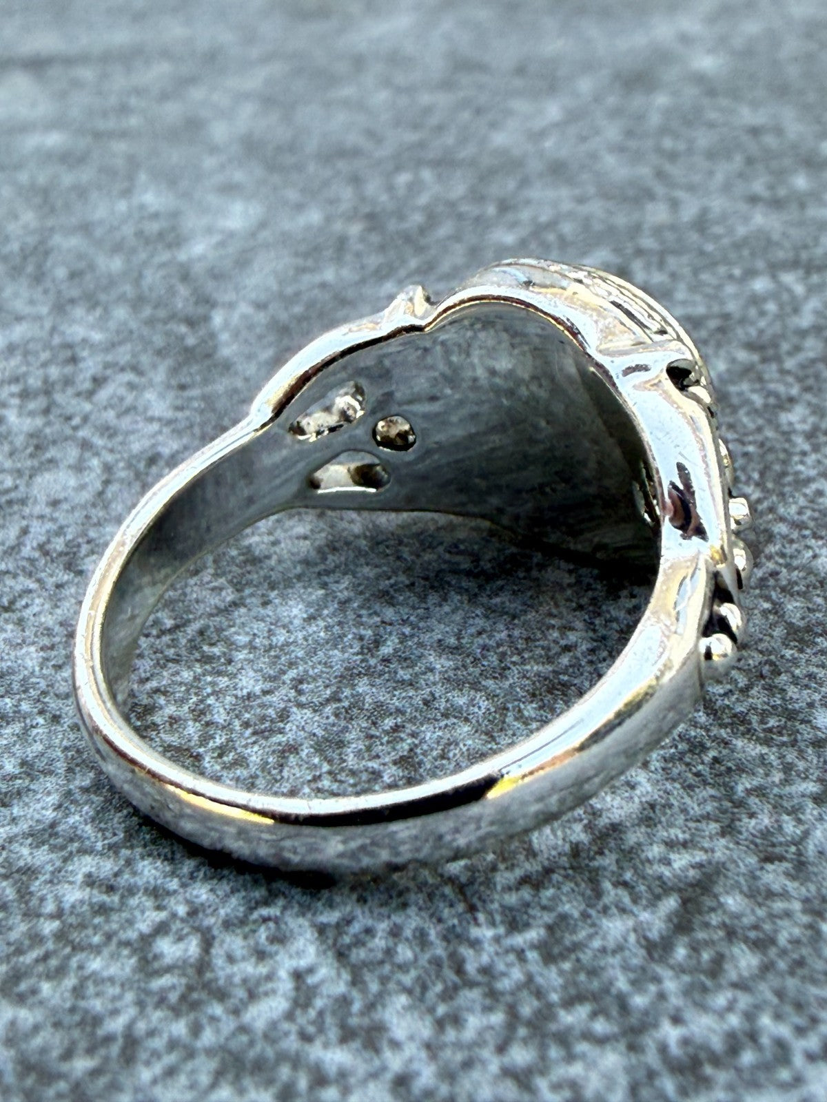 Sparkly Pale Blue Ring Silver Tone Glass Paste Cocktail Statement Size S