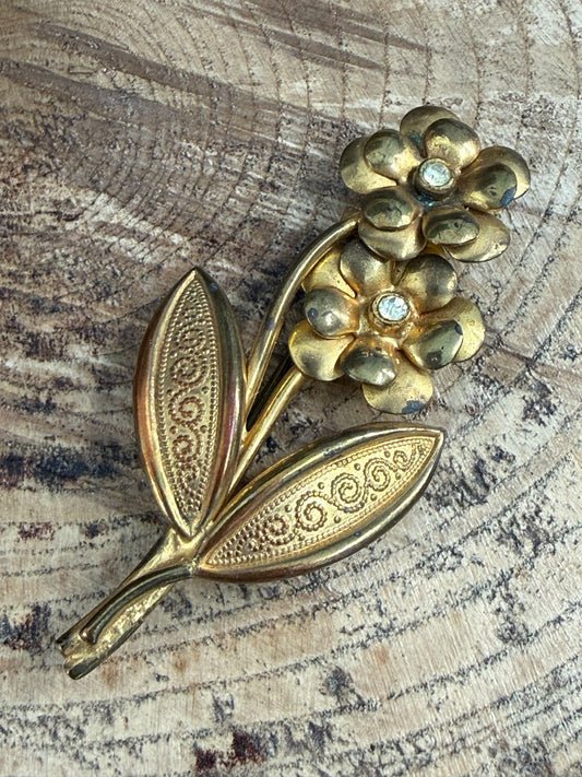 Vintage Double Flower Spray Brooch Clear Rhinestone Leaf Stem Gold Tone Floral