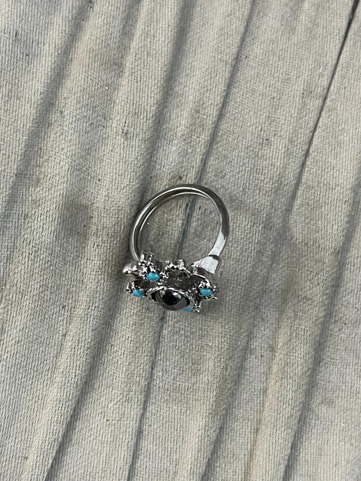 Vintage AVON Mirabella Ring Hematite Faux Turquoise Silver Tone 1970s Size L