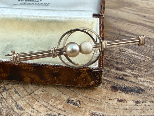 Antique Art Deco Gilt Bar Brooch Twin Pearl Cage Wirework Lapel Gold Tone Pin