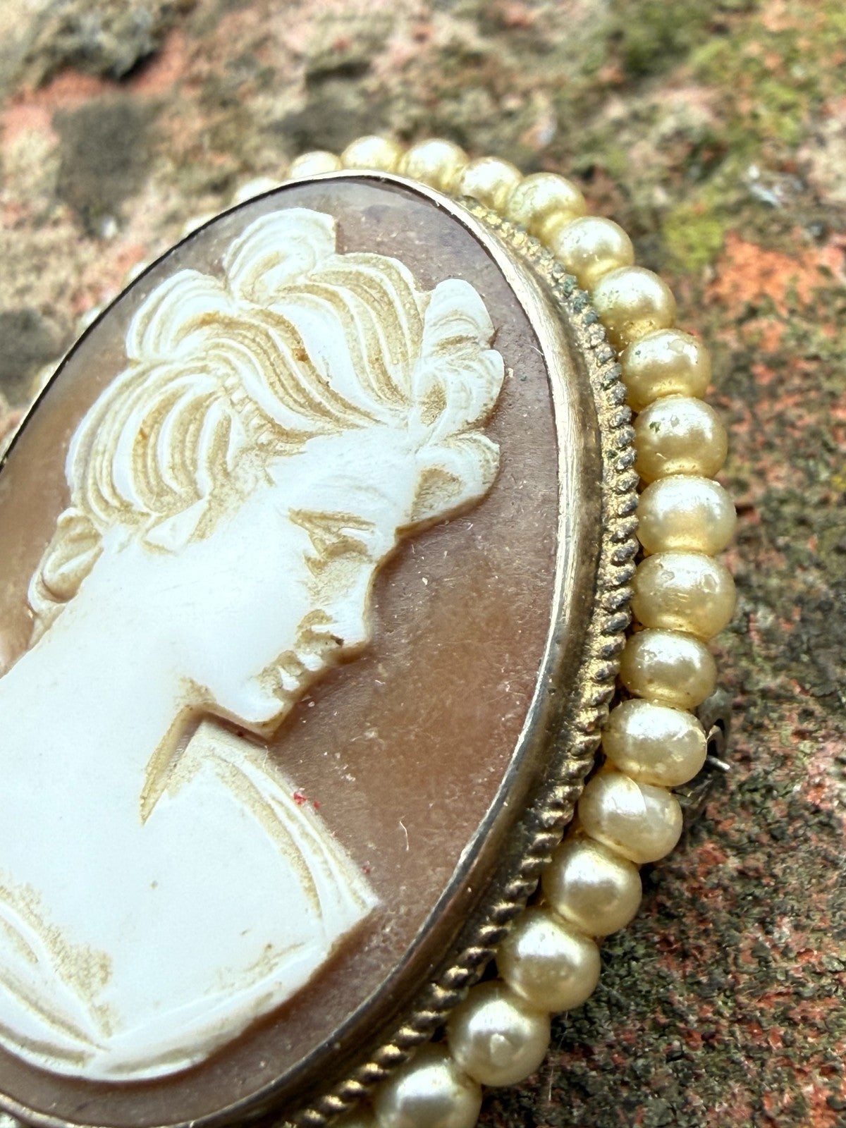 Vintage 800 Silver Gilt Shell Cameo Brooch Pin Petite Faux Seed Pearl Portrait