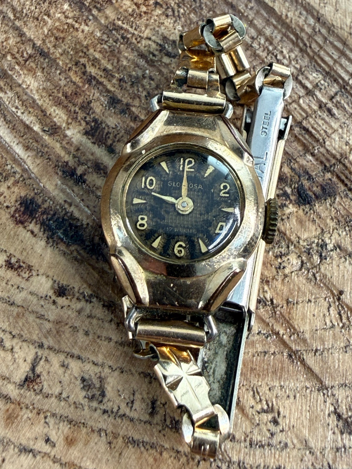 Vintage Gloriosa Ladies Watch Rolled Gold Black Dial 17 Jewel Mechanical