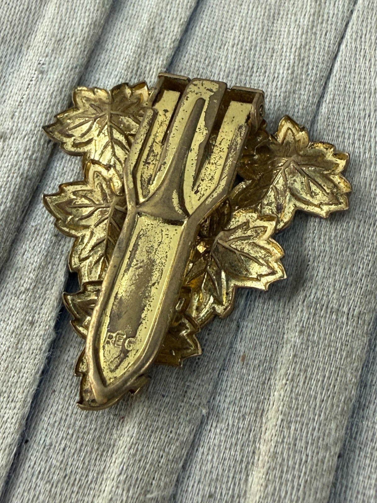 Vintage Gold Tone Maple Leaf Cluster Dress Clip 1930s Art Deco Registered Design