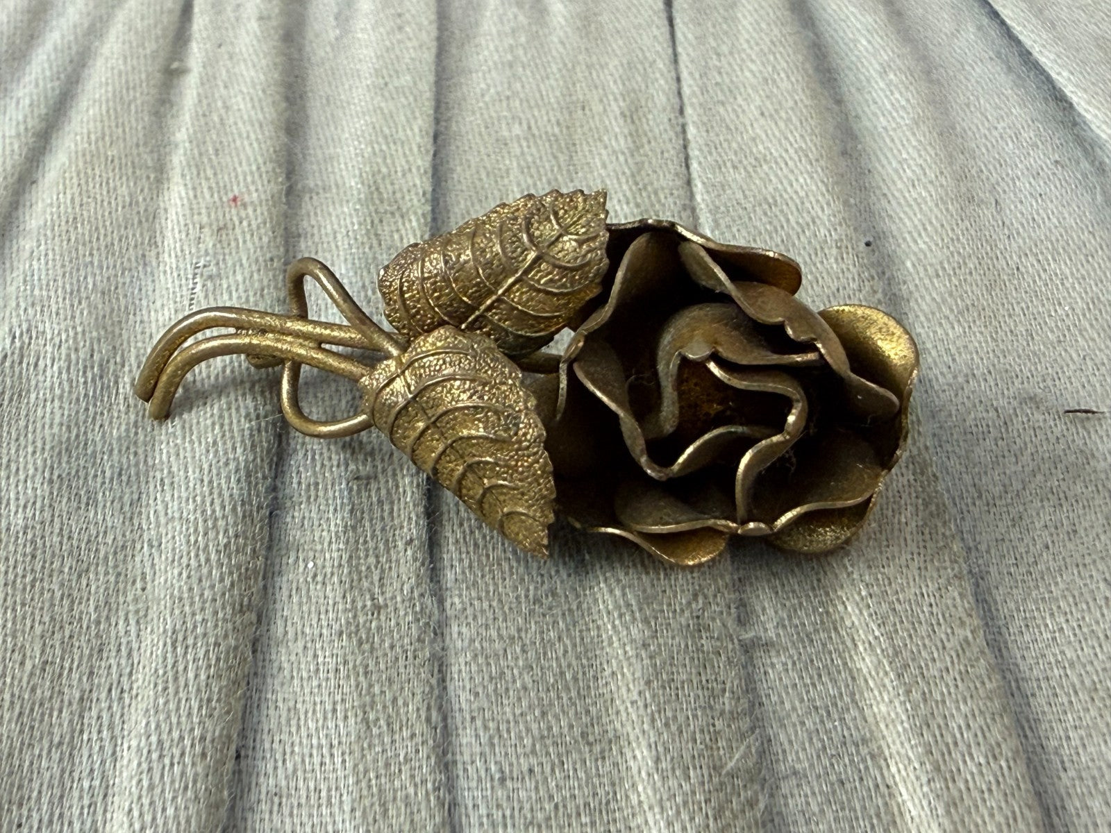 Vintage Rose Brooch Gold Tone Pin Flower Floral Sculptural 1940s Brass Natural