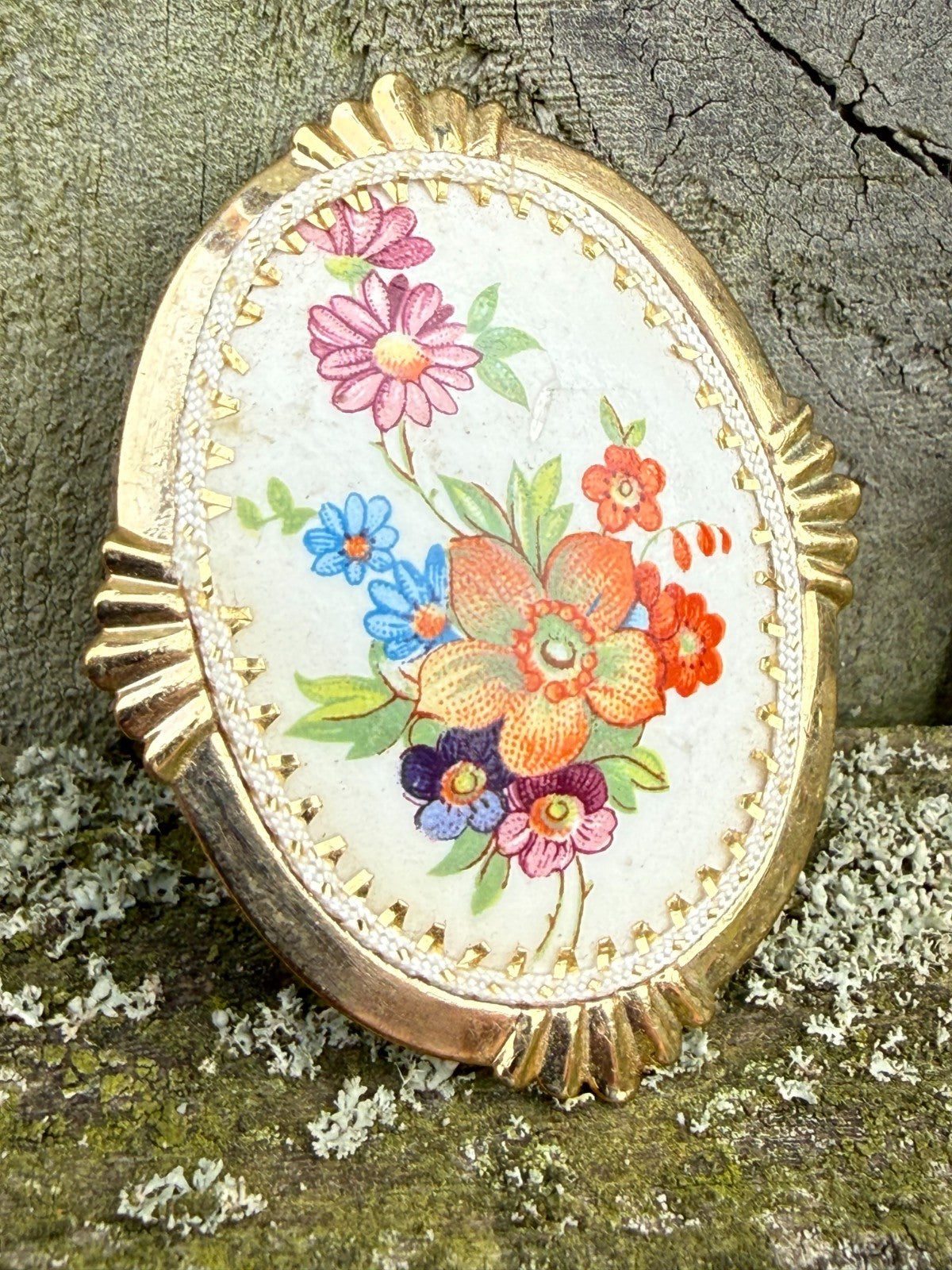 Vintage Hand Painted Floral Brooch Gold Tone Pin Flower Pin Wildflower Oval