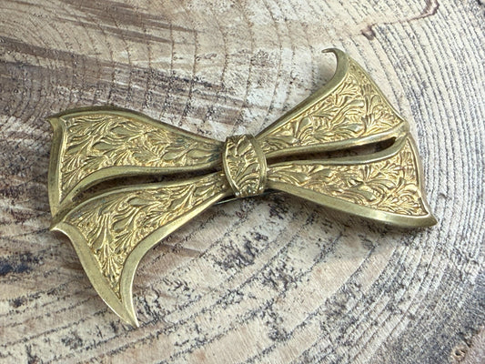 Antique Edwardian Bow Brooch Art Deco Gold Tone Engraved Foliate Acanthus Large