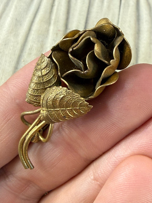Vintage Rose Brooch Gold Tone Pin Flower Floral Sculptural 1940s Brass Natural