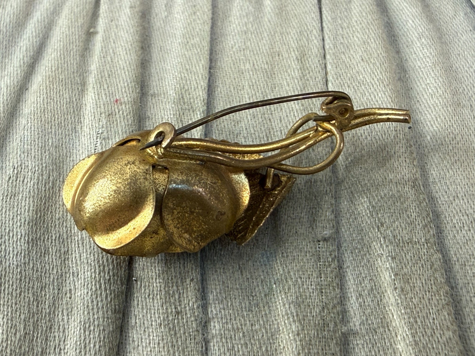Vintage Rose Brooch Gold Tone Pin Flower Floral Sculptural 1940s Brass Natural