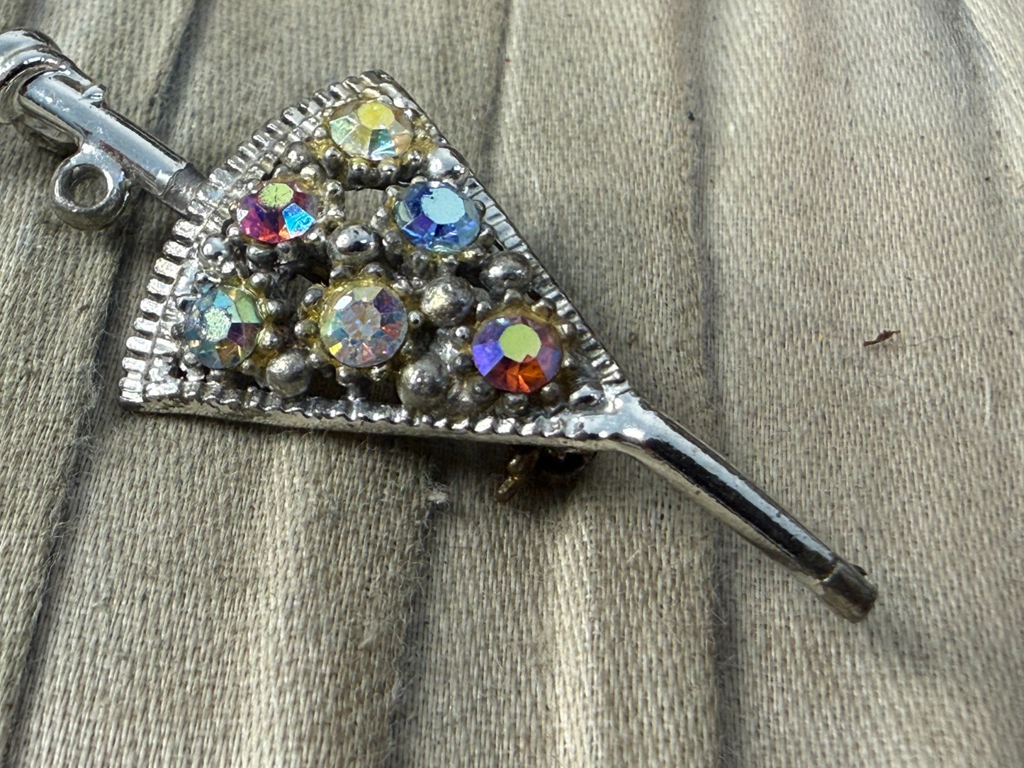 Vintage Silver Tone Umbrella Brooch AB Aurora Borealis Rhinestone Pin Kitsch