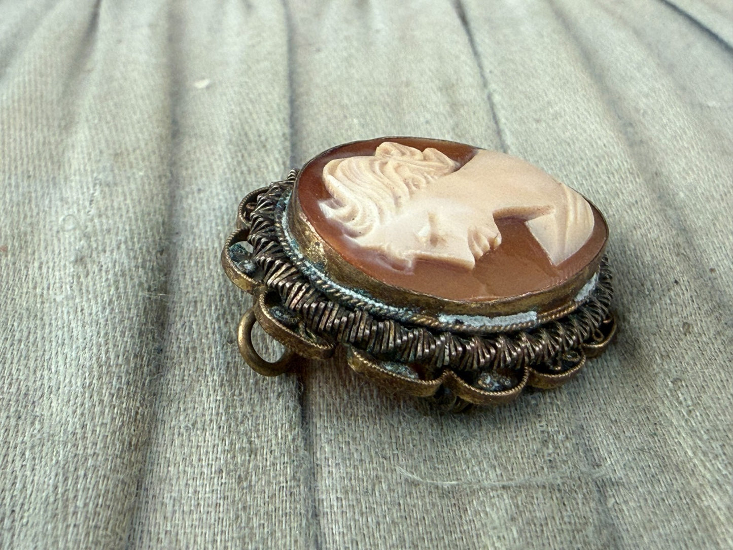 Vintage Shell Cameo Brooch Pendant Female Portrait Gold Tone Pin Mid Century
