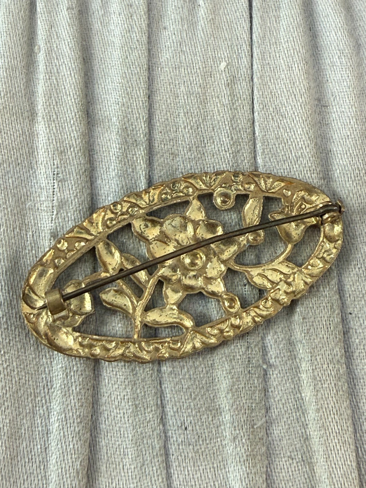 Vintage Art Deco Flower Brooch Gold Tone Oval Pin Brass Painted 1930s 1940s
