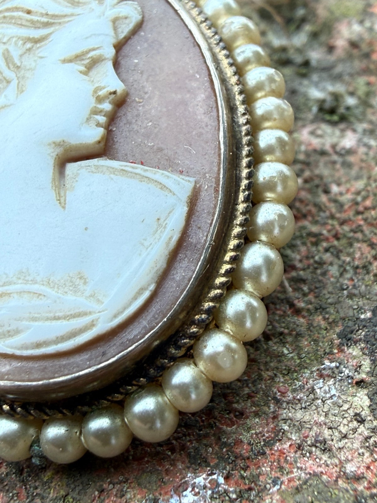 Vintage 800 Silver Gilt Shell Cameo Brooch Pin Petite Faux Seed Pearl Portrait