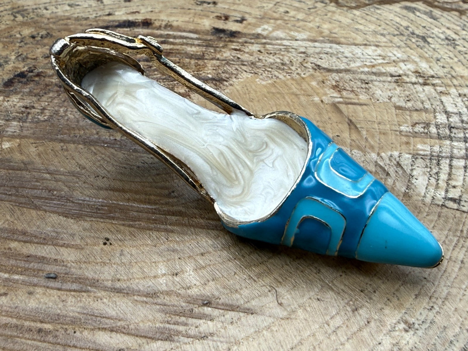 Vintage High Heel Shoe Brooch Blue Enamel Pin Gold Tone Novelty Kitsch Stiletto