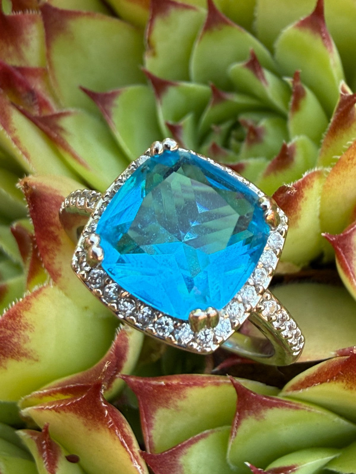 Sparkly Blue Ring Silver Tone Square Blue Glass Cocktail Statement Size R