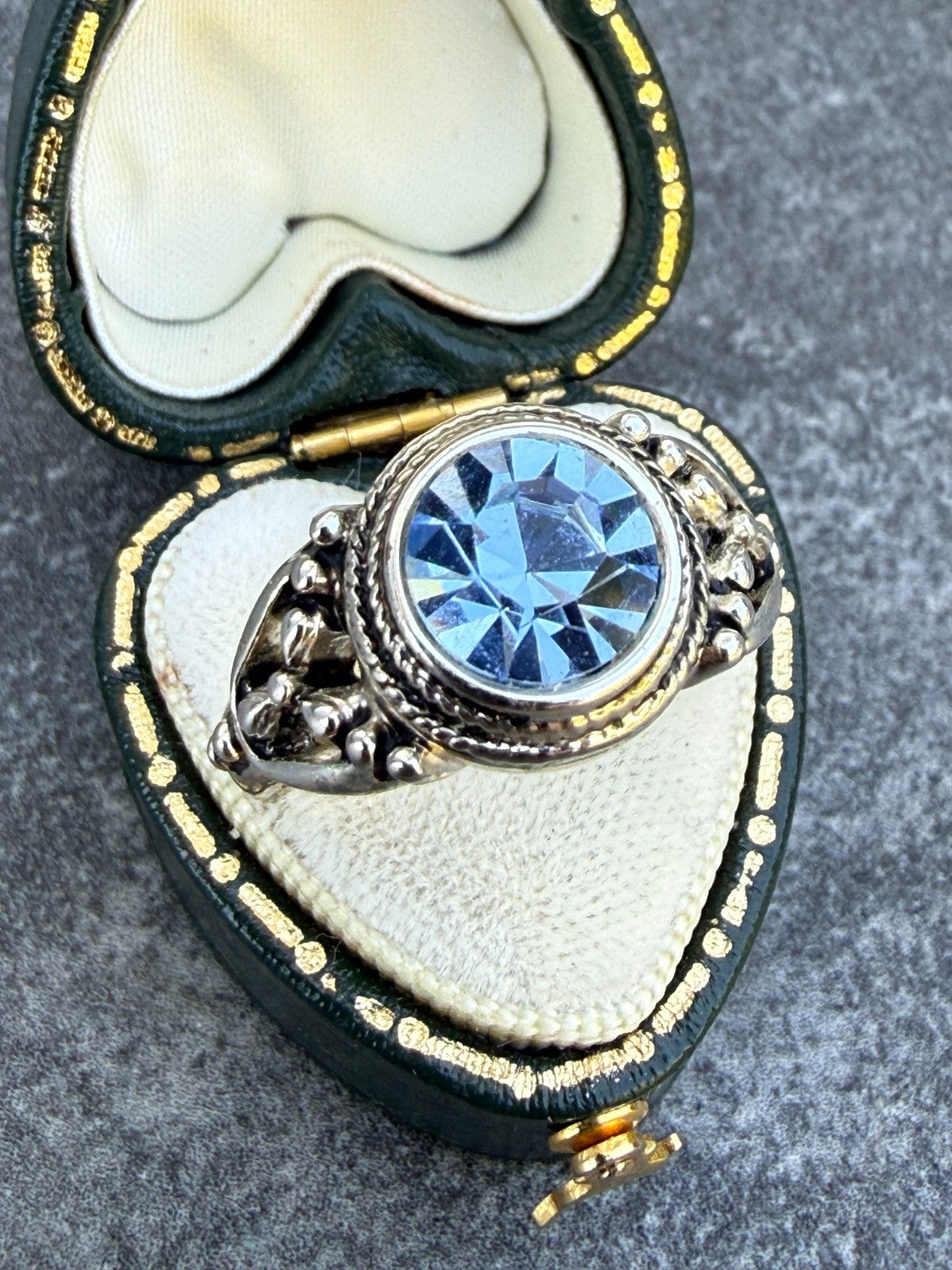 Sparkly Pale Blue Ring Silver Tone Glass Paste Cocktail Statement Size S
