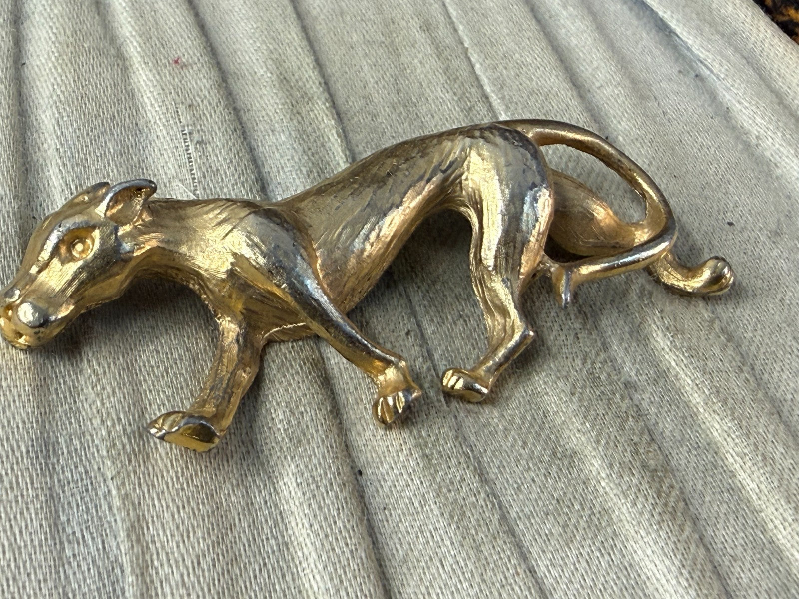 Vintage Big Cat Brooch Gold Tone Prowling Panther Pin Puma Lion Statement