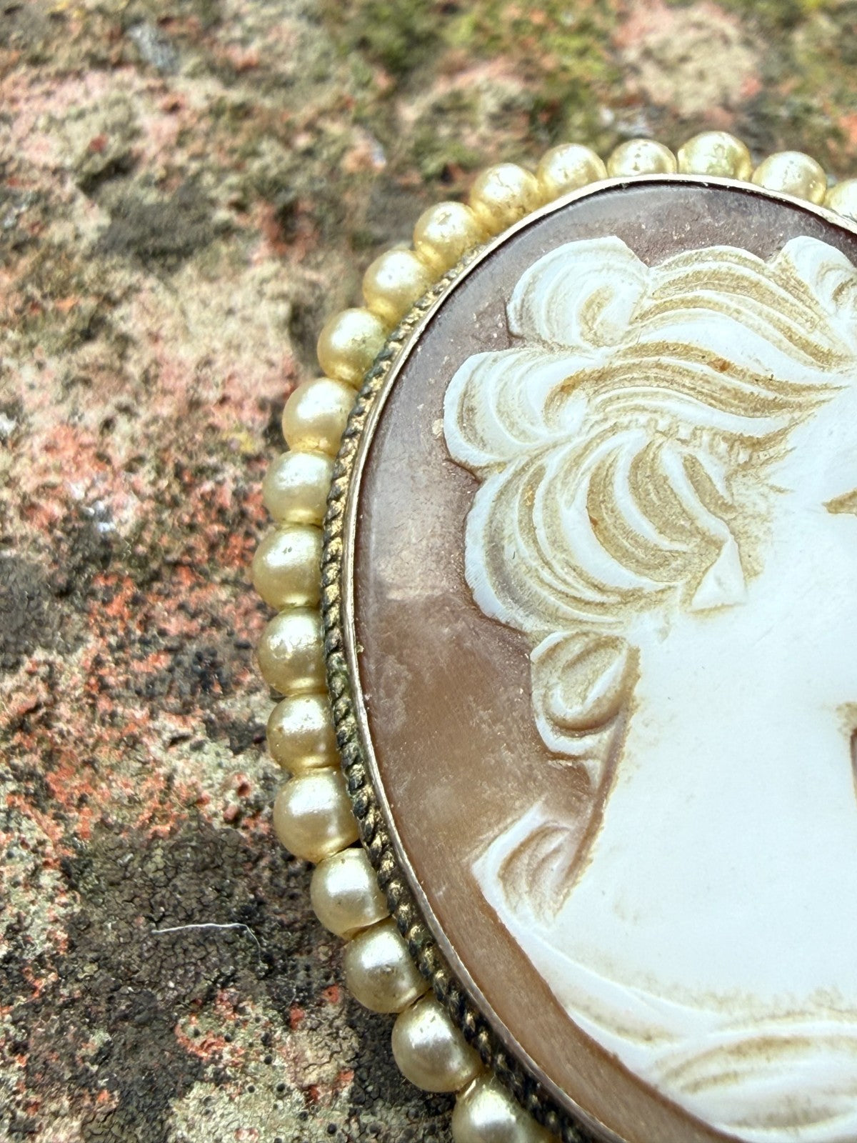 Vintage 800 Silver Gilt Shell Cameo Brooch Pin Petite Faux Seed Pearl Portrait
