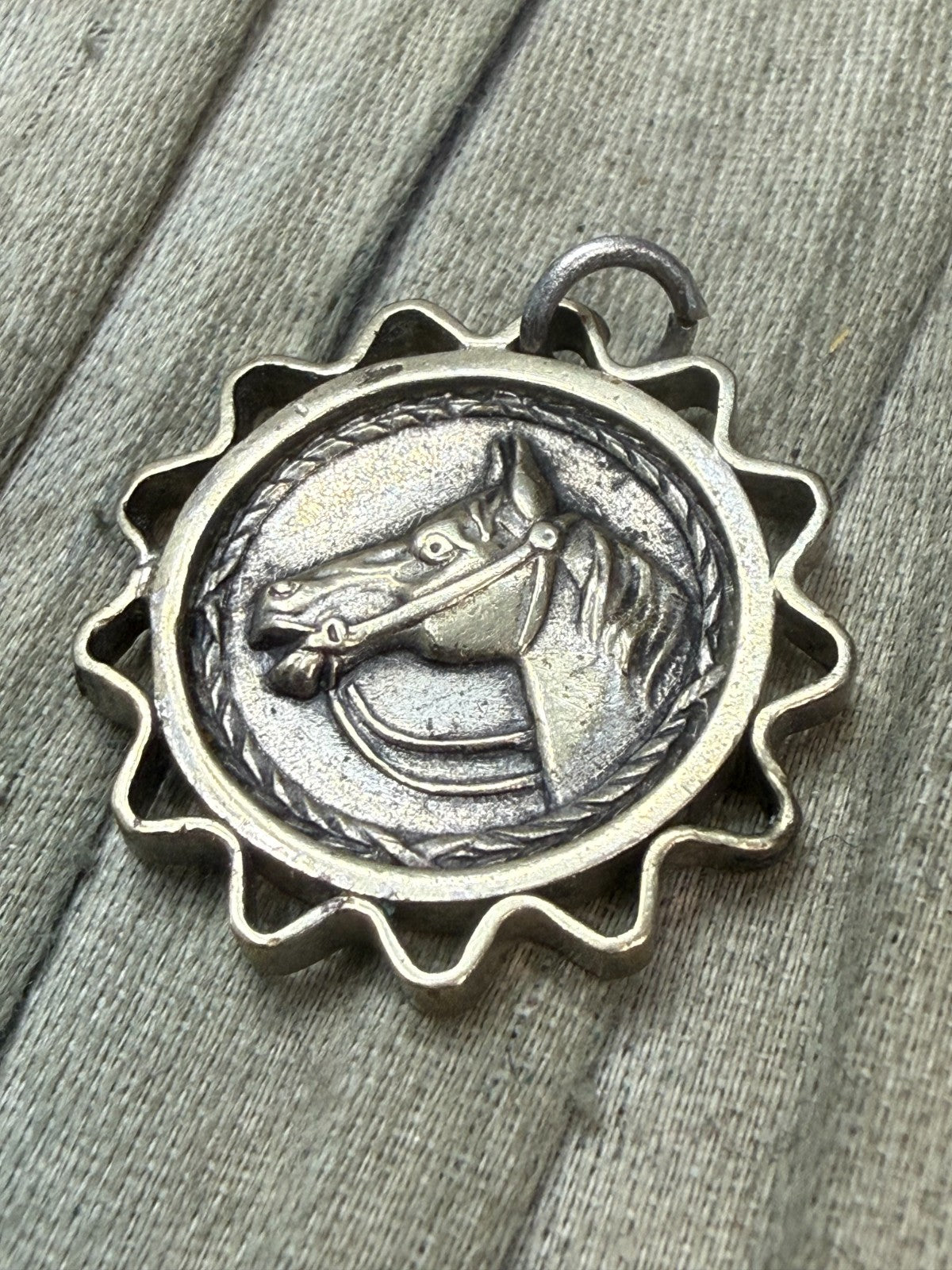 Vintage Horse Head Pendant Silver Tone Fob Medal Equestrian Scalloped Border