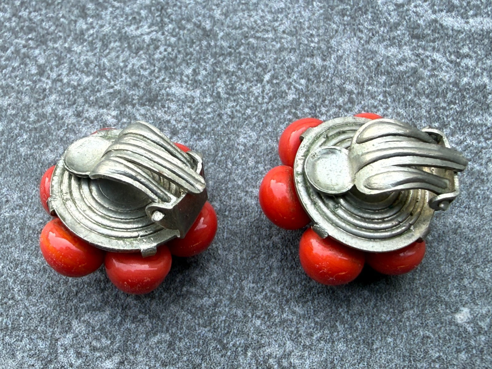 Vintage Red Glass Clip On Earrings Silver Tone Mid Century Floral Bead Bright