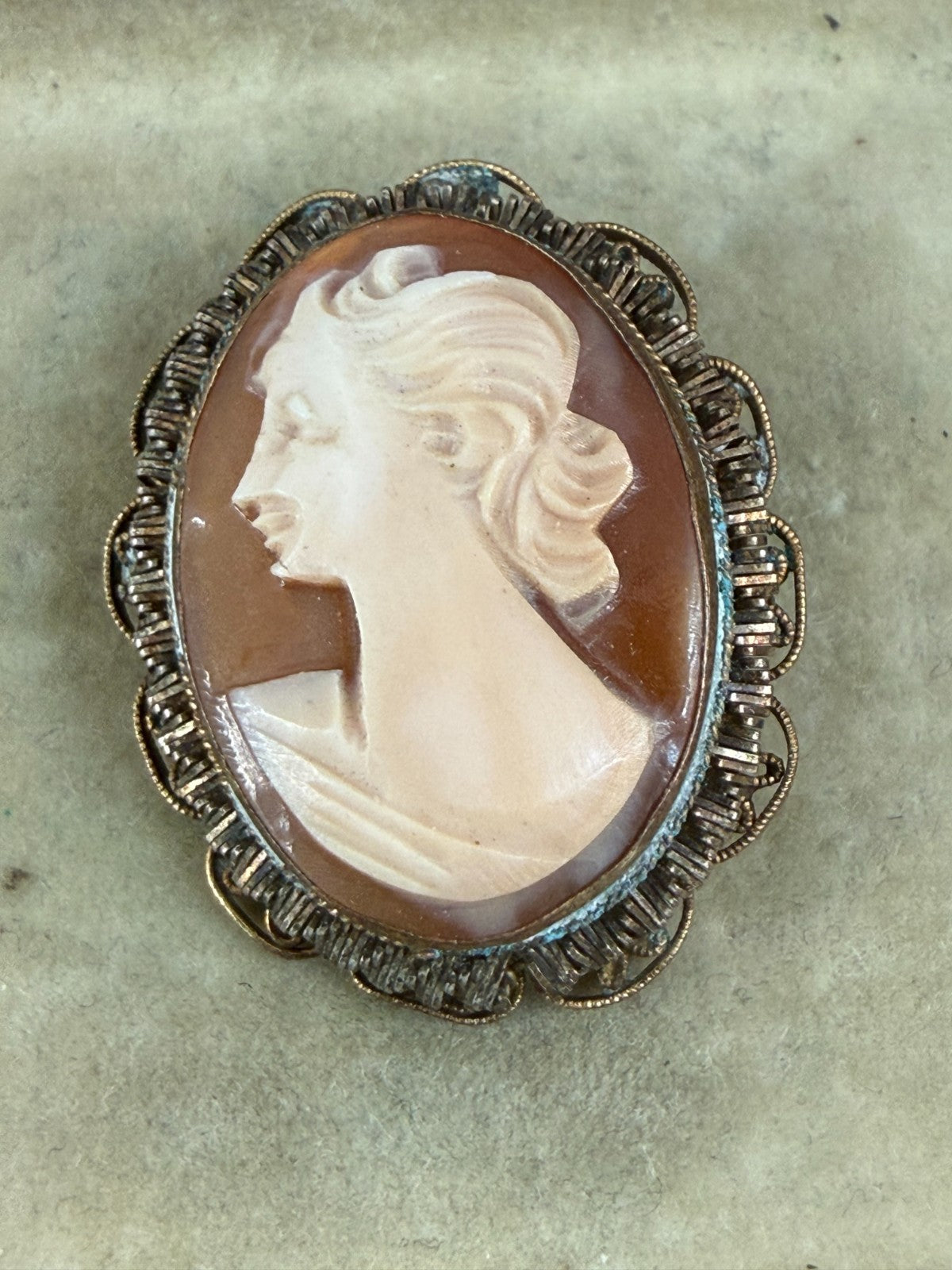 Vintage Shell Cameo Brooch Pendant Female Portrait Gold Tone Pin Mid Century