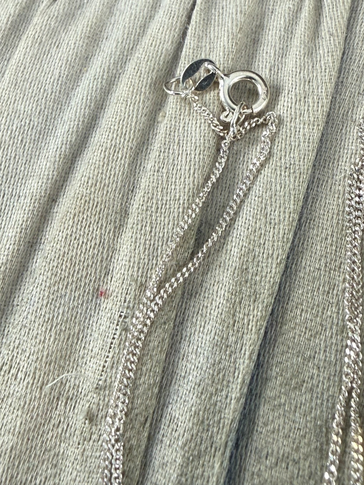 Sterling Silver 925 Cross Pendant Clear Glass Stone Set Necklace 40cm Curb Chain