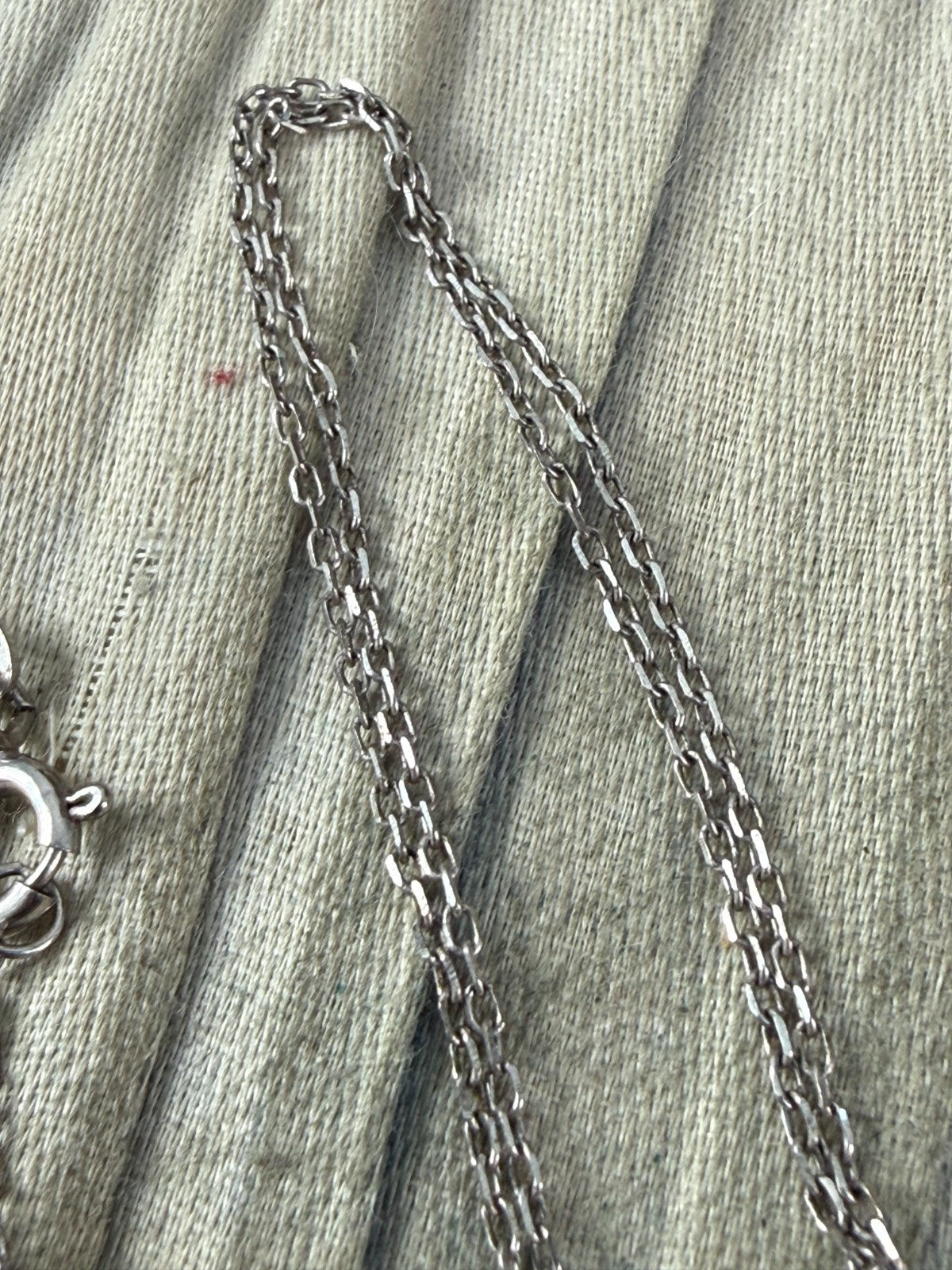 Sterling Silver 925 Globe World Map Pendant Necklace Cable Chain 46cm