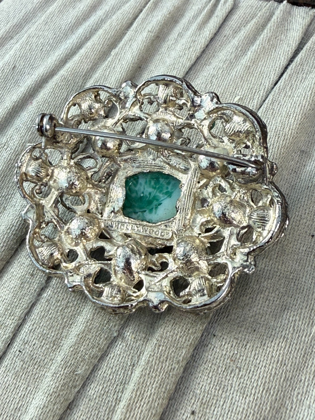 Vintage Hollywood Brooch Green Glass Faux Pearl Rhinestone Gold Tone Pin