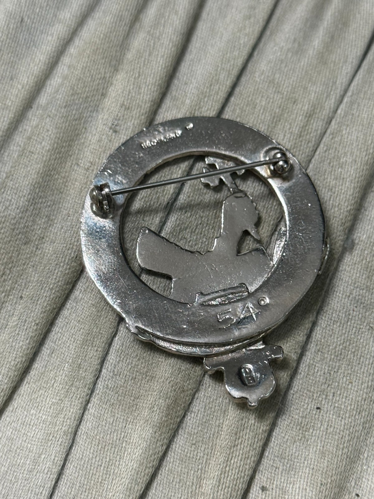 Vintage Clan MacDougall Brooch Silver Tone Scottish Buaich No Bas Motto Badge