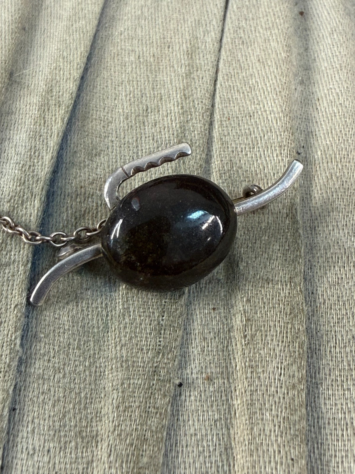 Antique Scottish Pebble Agate Brooch Pin Silver Art Nouveau Celtic Brown