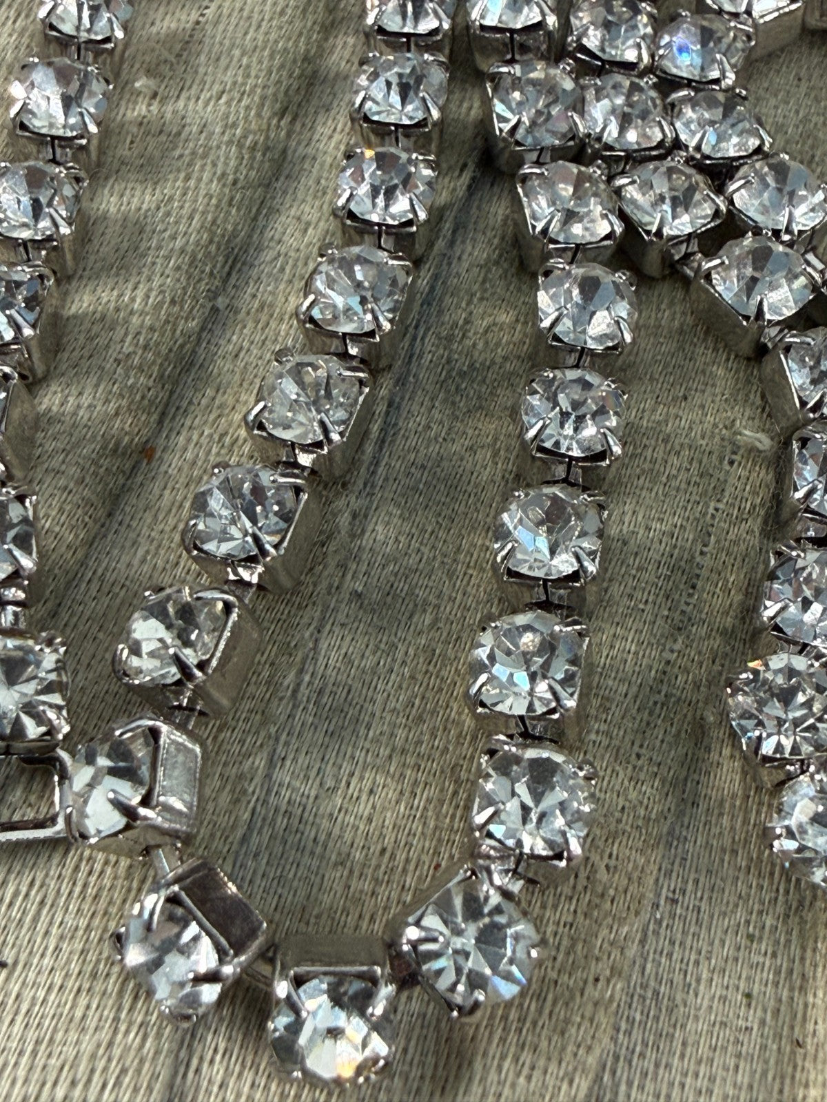 Vintage Sparkly Single Strand Collet Necklace 42cm Silver Tone Diamante Glass