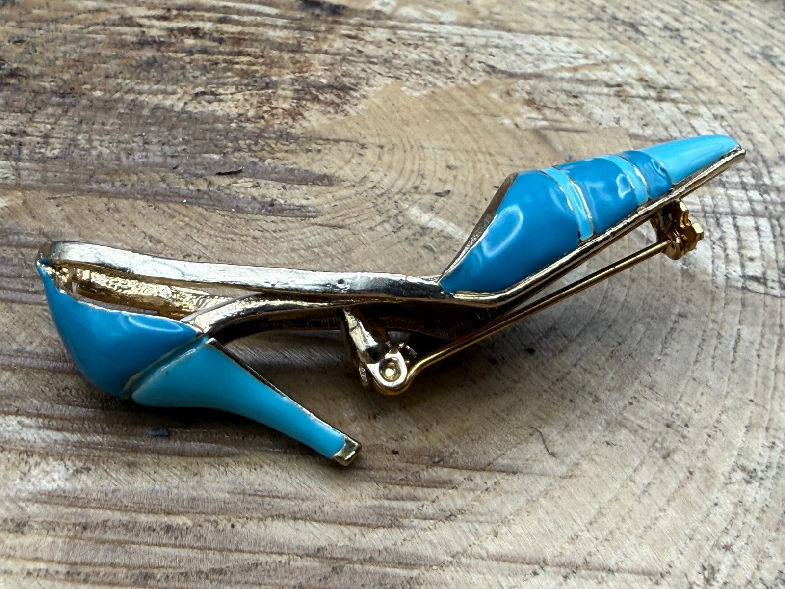 Vintage High Heel Shoe Brooch Blue Enamel Pin Gold Tone Novelty Kitsch Stiletto