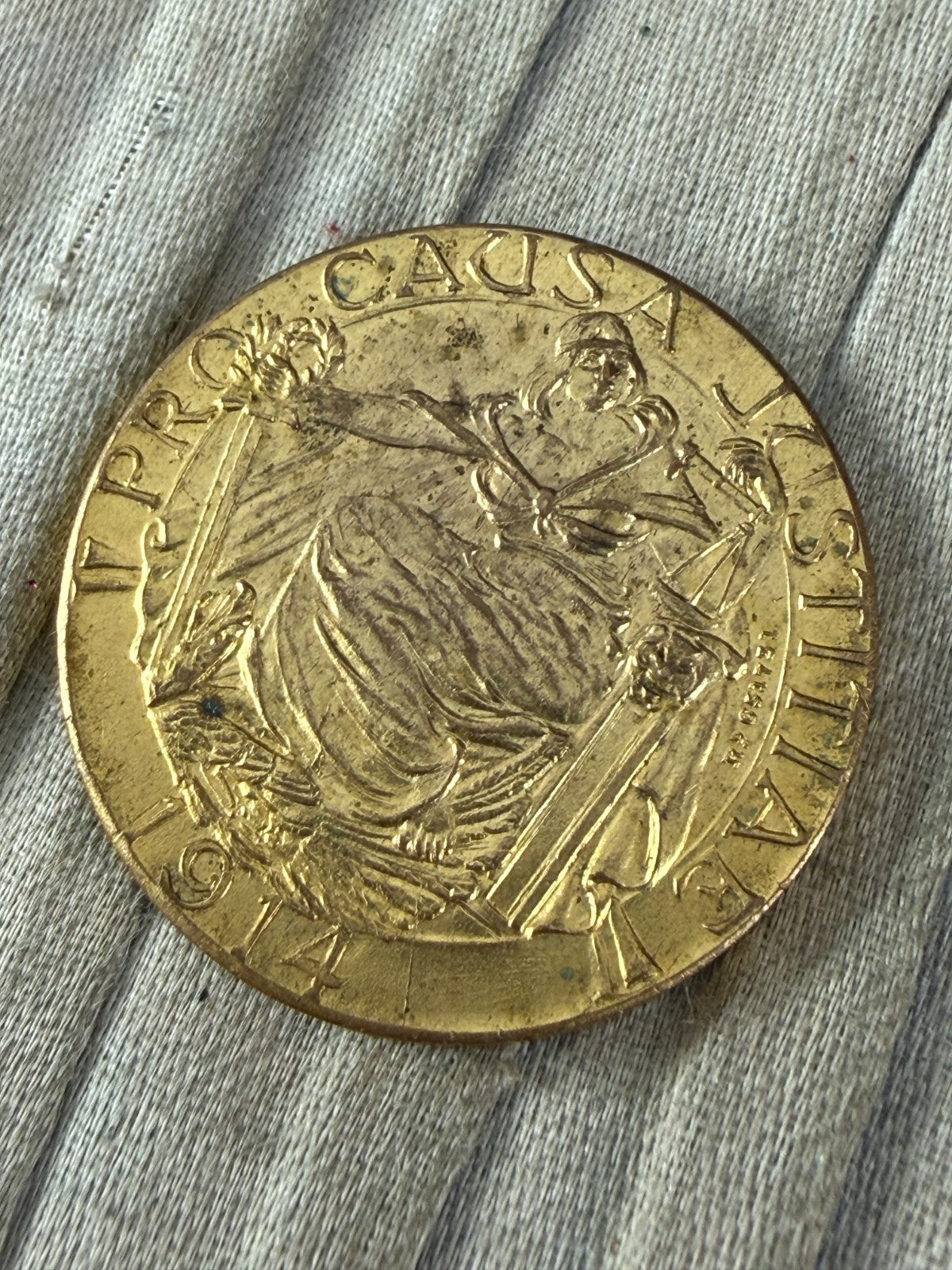 Antique WWI 1914 Pro Causa Justitiae Medal Allied Leaders Commemorative Gilt
