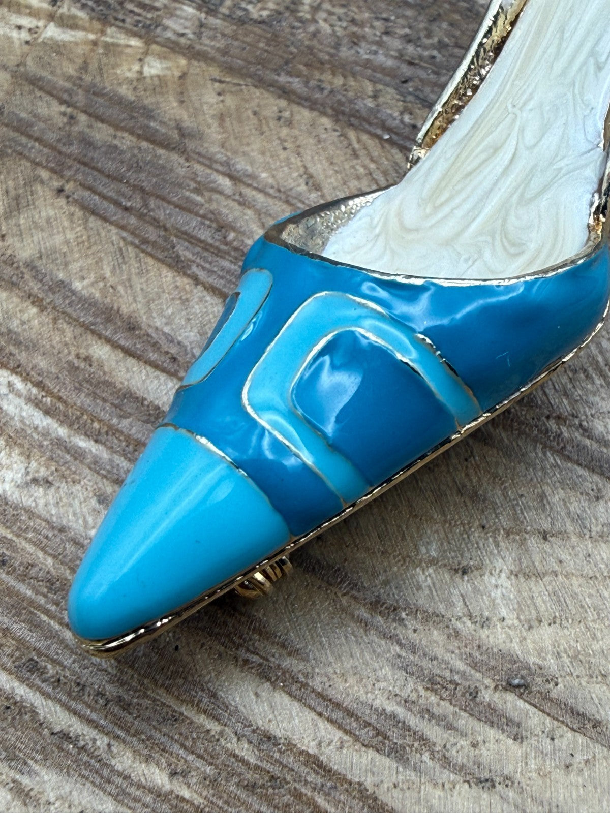 Vintage High Heel Shoe Brooch Blue Enamel Pin Gold Tone Novelty Kitsch Stiletto