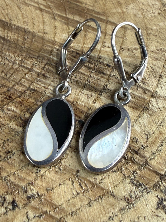 Sterling Silver 925 Black Onyx Mother of Pearl Yin Yang Drop Earrings Leverback