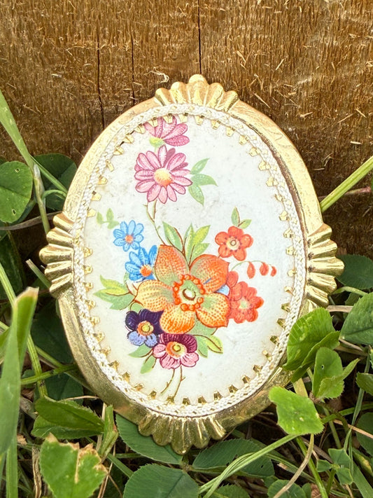 Vintage Hand Painted Floral Brooch Gold Tone Pin Flower Pin Wildflower Oval