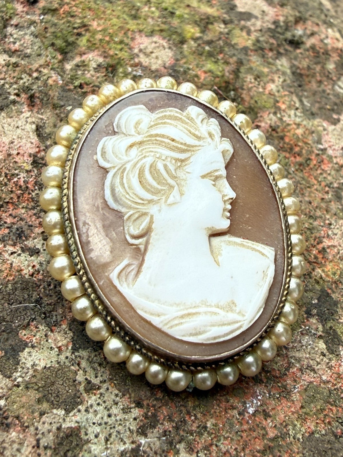 Vintage 800 Silver Gilt Shell Cameo Brooch Pin Petite Faux Seed Pearl Portrait