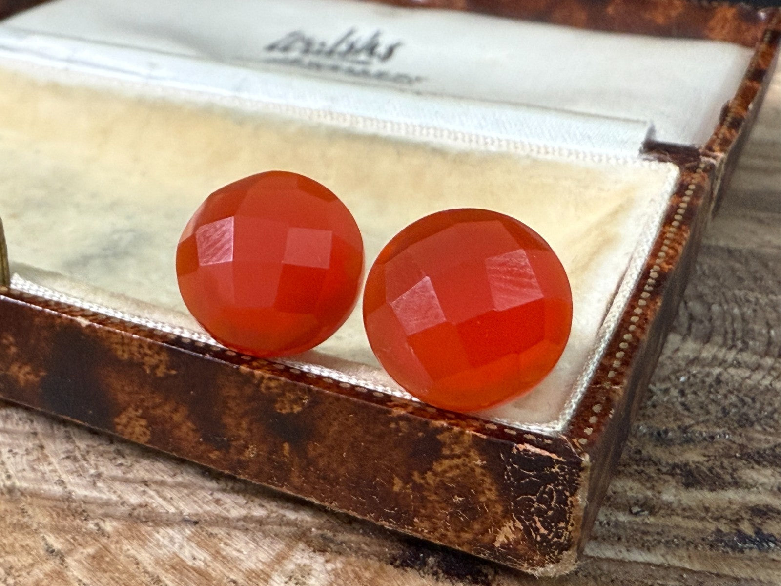 Indian Carnelian Sterling Silver Earrings TGGC Round Faceted Stud 925