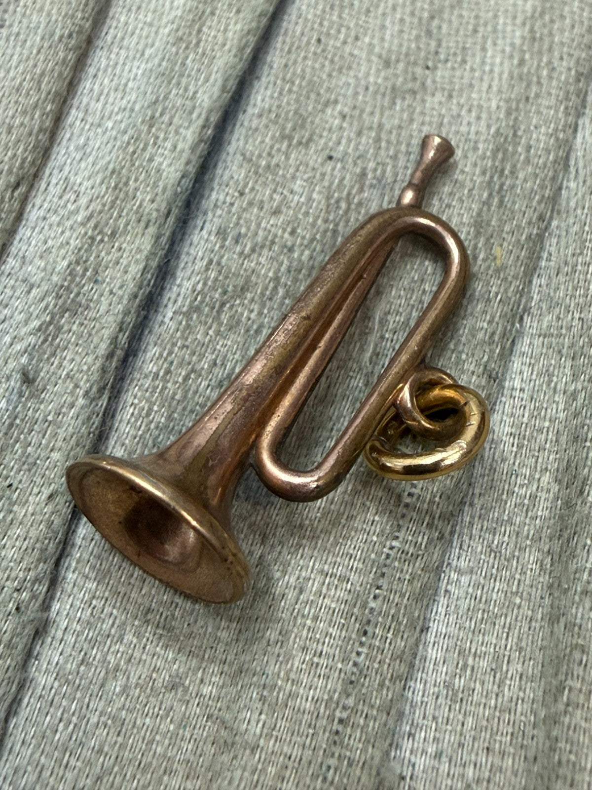 Antique Rolled Gold Bugle Pendant Musical Hunting Trumpet Charm Victorian