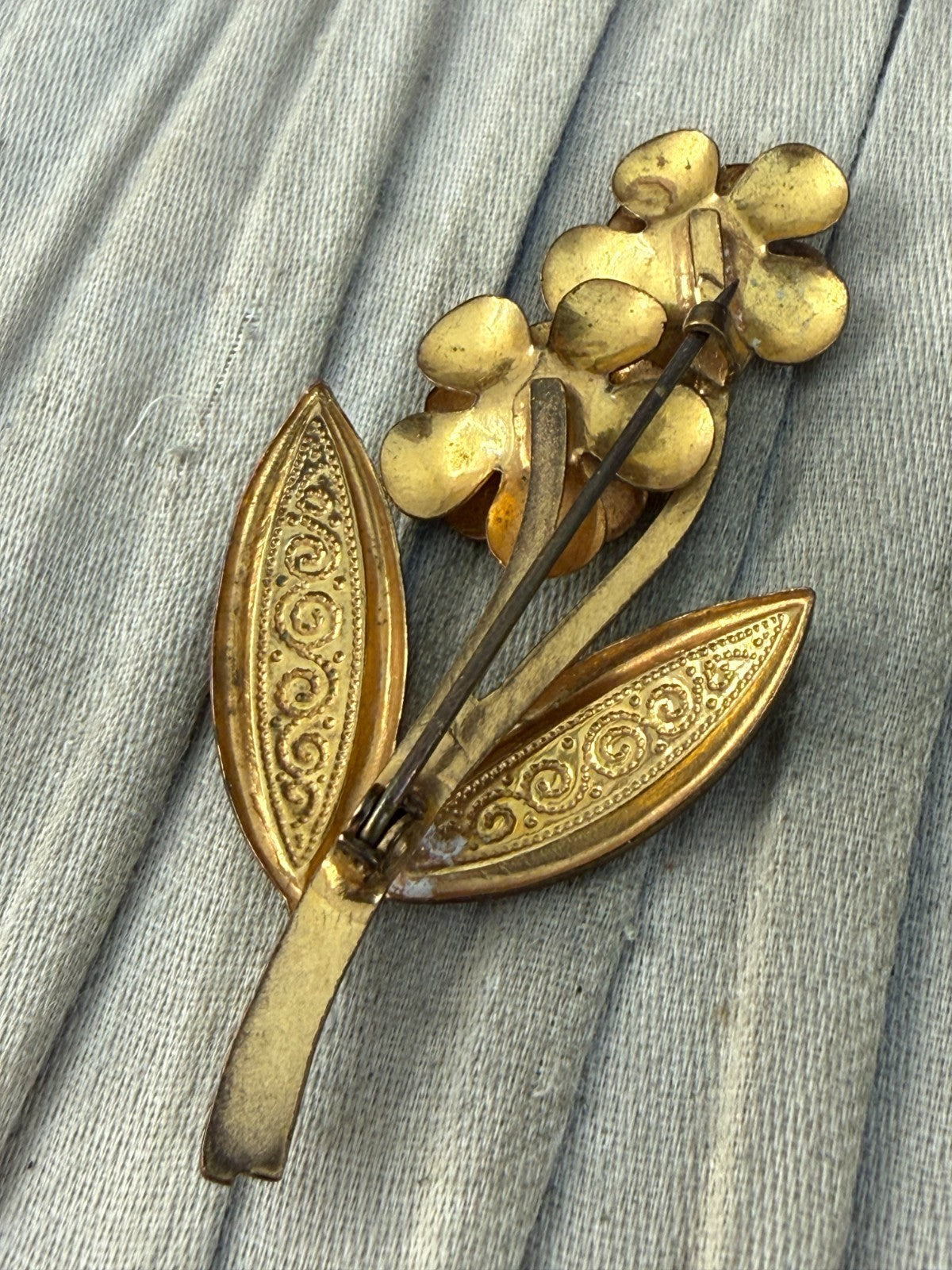 Vintage Double Flower Spray Brooch Clear Rhinestone Leaf Stem Gold Tone Floral