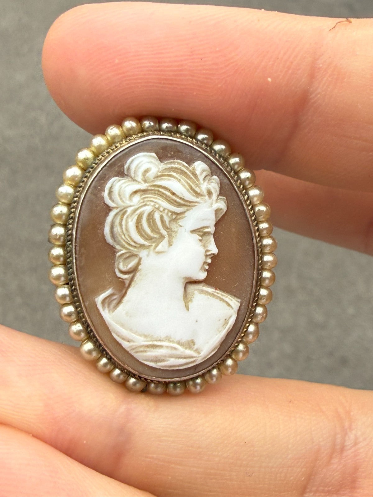Vintage 800 Silver Gilt Shell Cameo Brooch Pin Petite Faux Seed Pearl Portrait