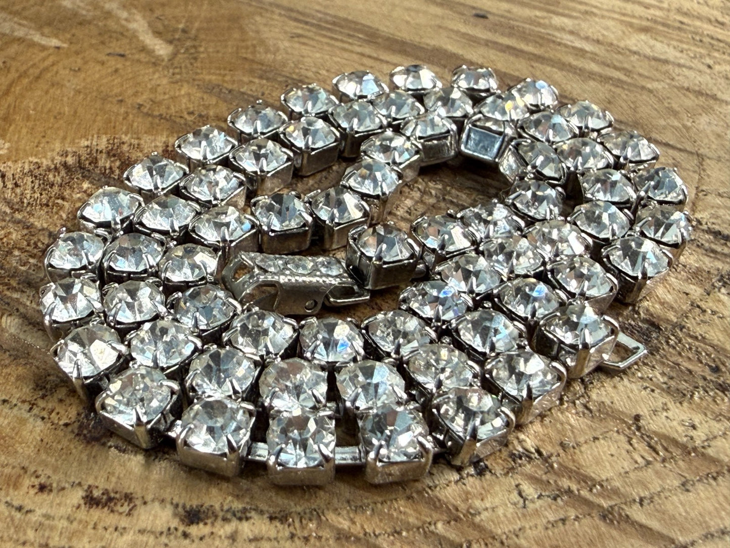 Vintage Sparkly Single Strand Collet Necklace 42cm Silver Tone Diamante Glass